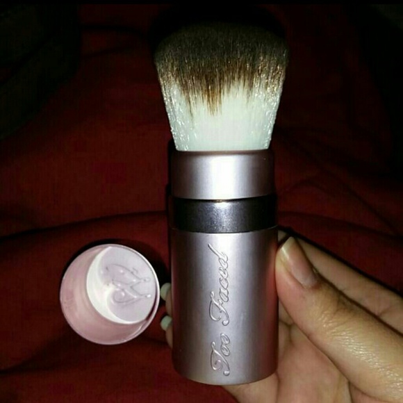 Sold! Too faced kabuki brush - Picture 3 of 3