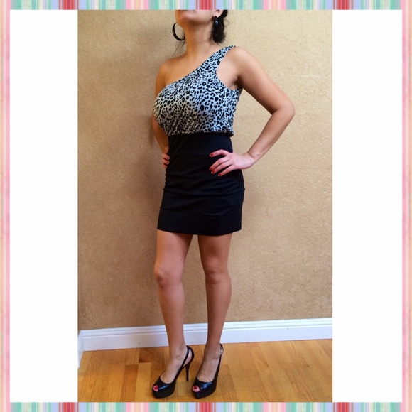 Forever 21 One Sleeve Dress