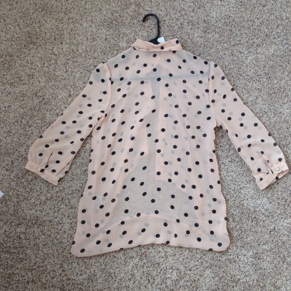 High Low Top - Picture 2 of 3