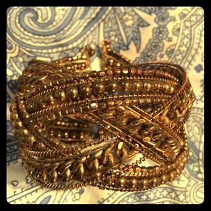 Gold bangle