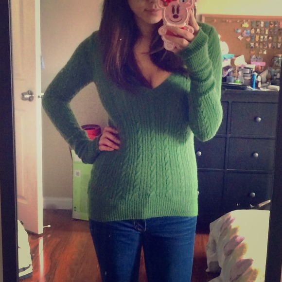 Abercrombie green v-neck sweater