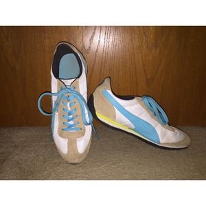 Puma Speeder Tan, White, and Blue Running Shoes