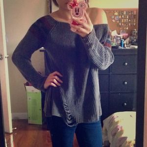 Brandy melville off the shoulder sweater