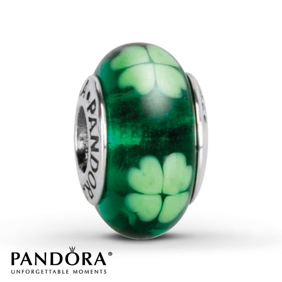 Pandora 'Kiss Me I'm Irish' Charm 🍀