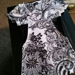 Daytrip black & white embellished top!