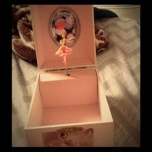 A ballerina jewelry  box