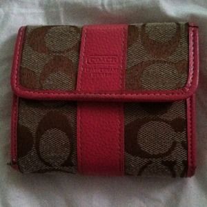 Coach wallet 🎀