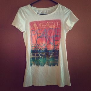 🌀American eagle outfitters t-shirt 🌀