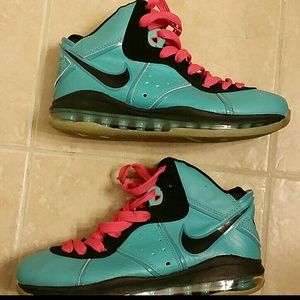 Nike shoes men size 8