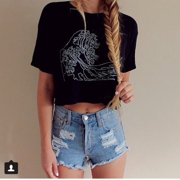 Brandy Melville Wave Top - Picture 2 of 3