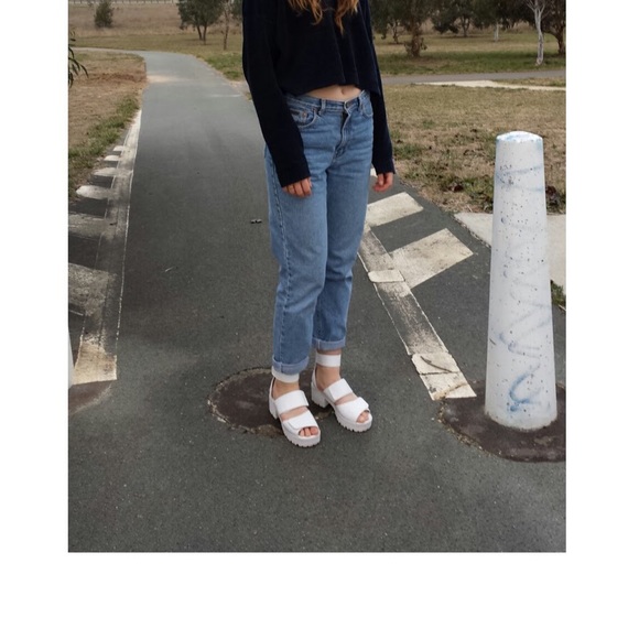 Jeffrey Campbell Harlock Ankle Strap White Sandals - Picture 2 of 4