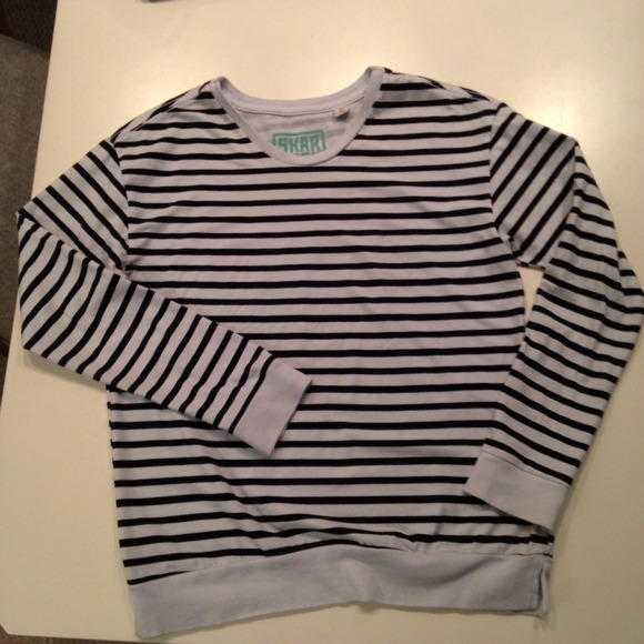 Skargorn #88 oversized sweatshirt tee in stripe .