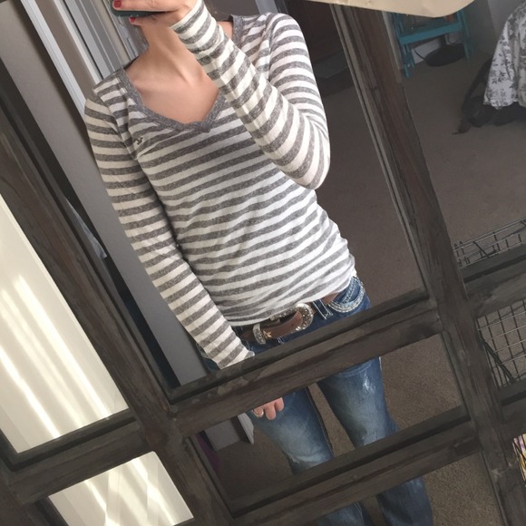 **SOLD**Striped Long Sleeve