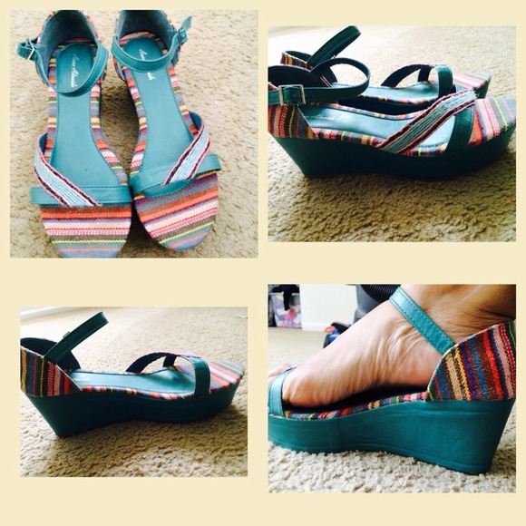 Super Cute Anna Almeida Flatform Strap Sandals