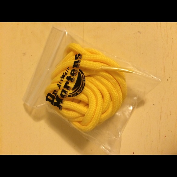 Doc Martens Yellow Laces