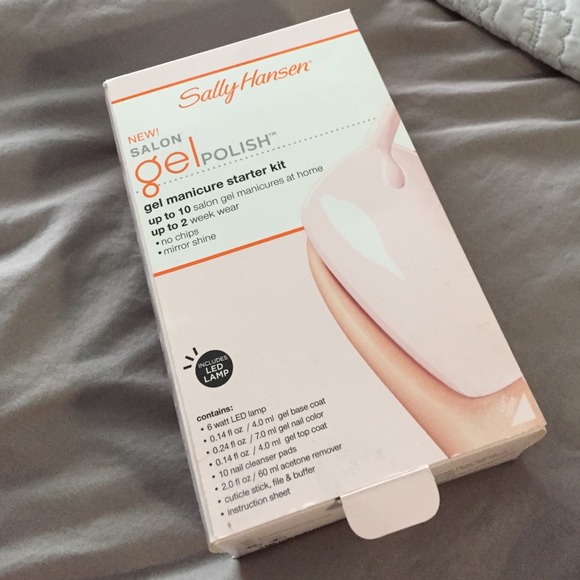 Sally Hansen salon gel polish kit (used ONCE)