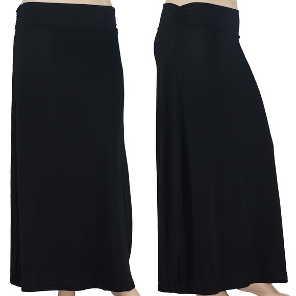 Dresses & Skirts - SPECIAL PROMO! 🌟Large black stretchy maxi skirt