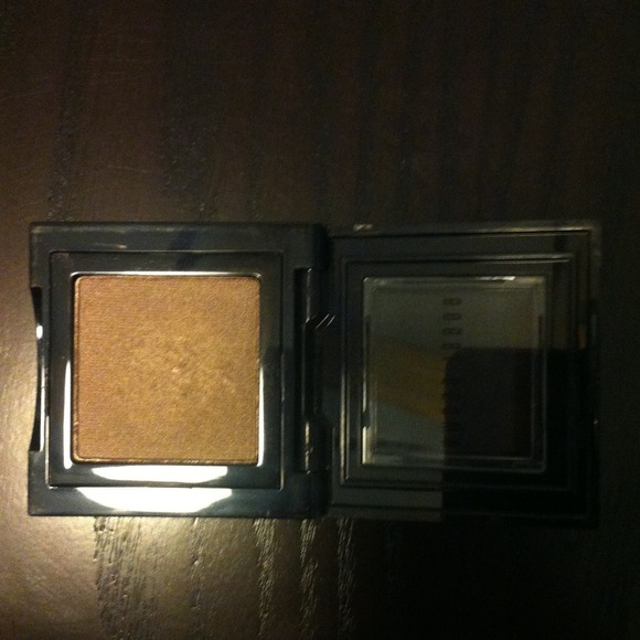 BOBBI BROWN Burnt Sugar Eyeshadow Sold - Picture 2 of 3