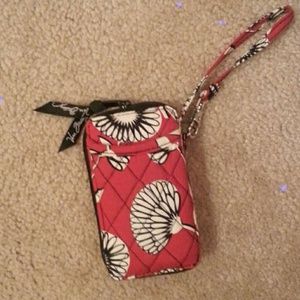 Vera Bradley Wristlet in Deco Daisy