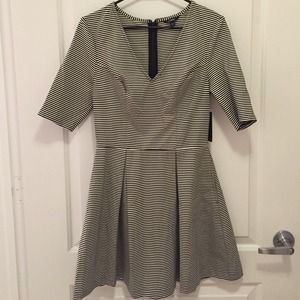 NWT Guess striped dress