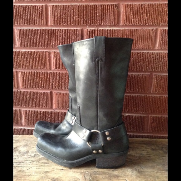 womens black harness boots