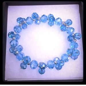 Beautiful TRUE CHARMA LTD bracelet