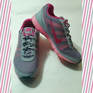 ✔Nike Air Cross-training Sneakers