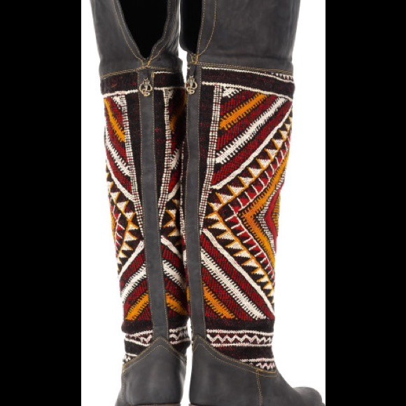 [SOLD]Cobra Society Hand Woven Wool Boots - Picture 3 of 4