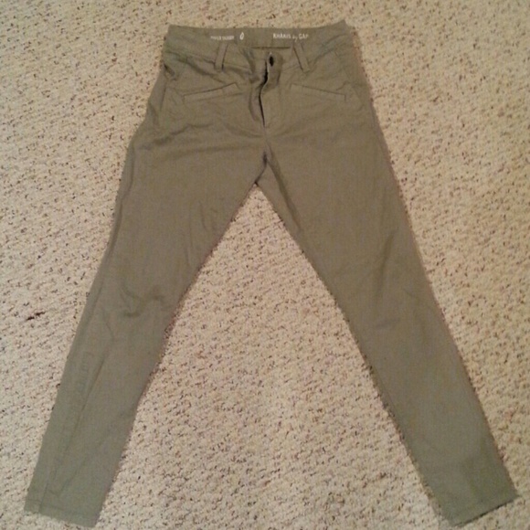 GAP Super Skinny Khakis in Grey