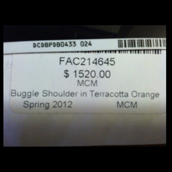 ๐AUTHENTIC MCM ORANGE SHOULDER  BAG๐ - Picture 16 of 17