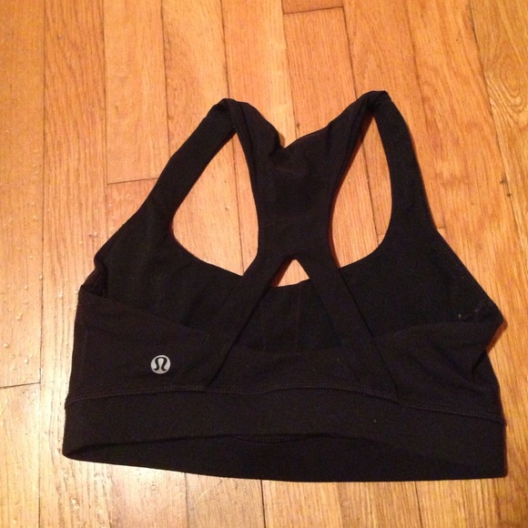 Lululemon sports bra size 2 - Picture 2 of 2