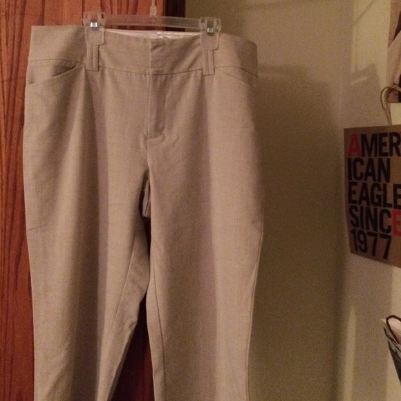 Cream colored capris