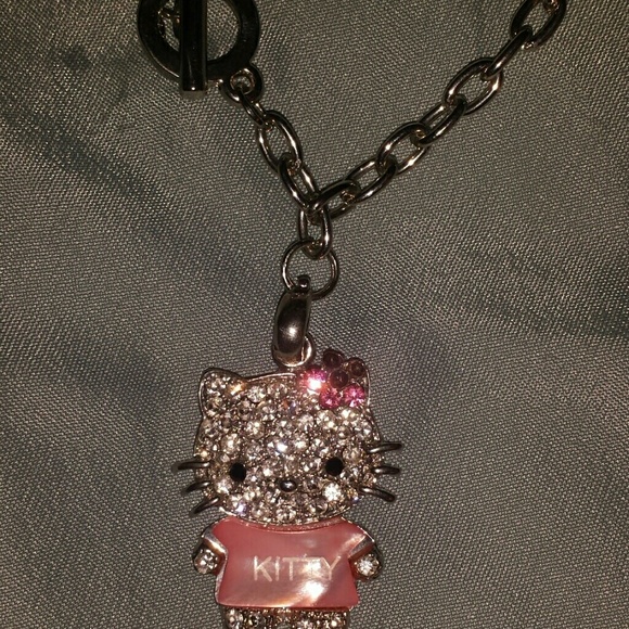 Hello Kitty Neclace