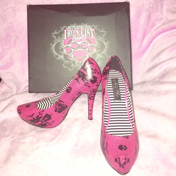 Lacey Days Pointed Toe Platform Heels