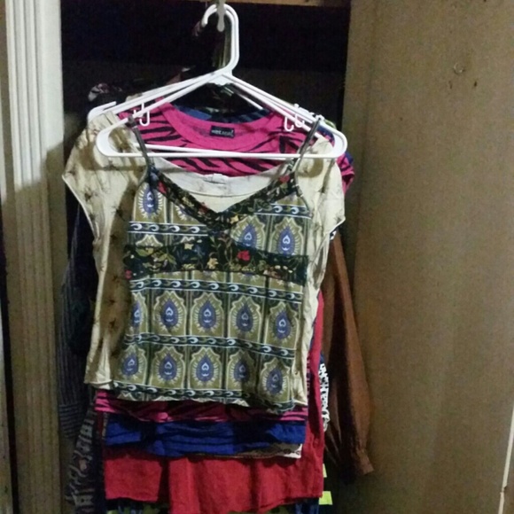 Tank top.