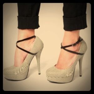Fishnet Print Platform Heels w/Ankle Straps