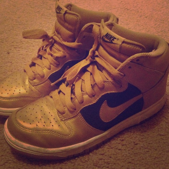 Awesome Gold & Black Nike High Tops💛