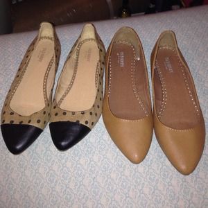 2 pairs of brand new flats
