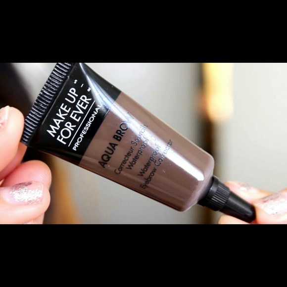 Makeup Forever eyebrow gel