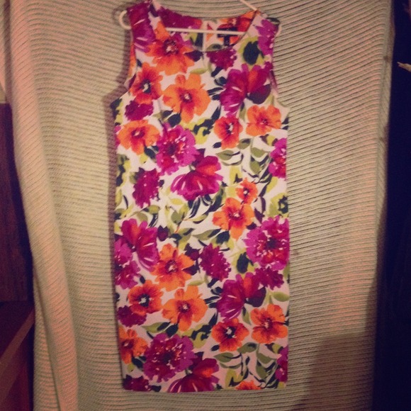 Bright sleeveless floral dress