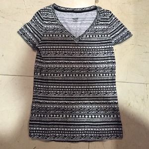 V-neck T-shirt