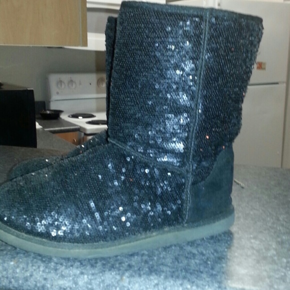 Old navy boots