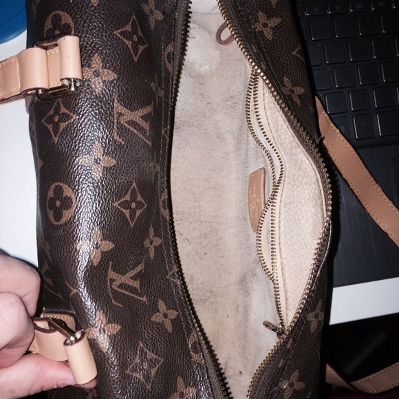 Authentic LV - Picture 3 of 4