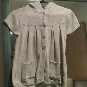Short sleeve sweater