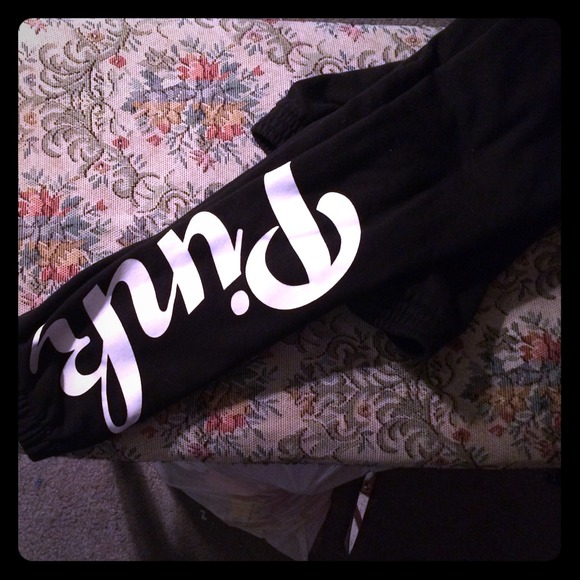 Pink sweatpants size small