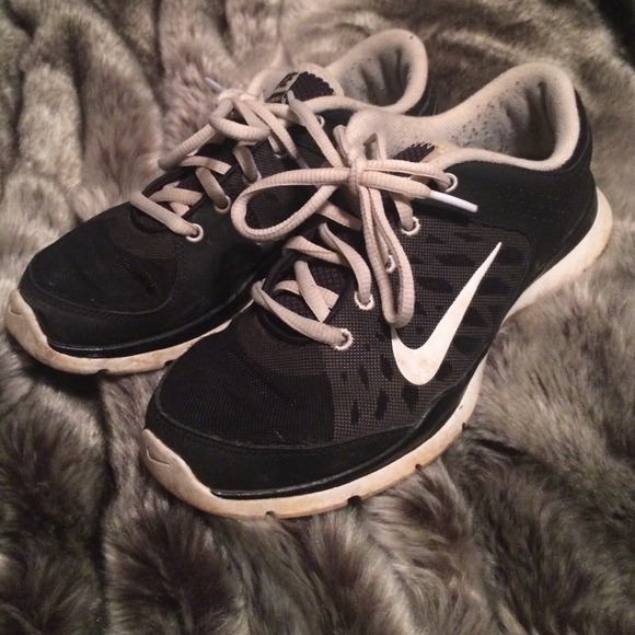 Nike Training Shoes Size 6 Black & White