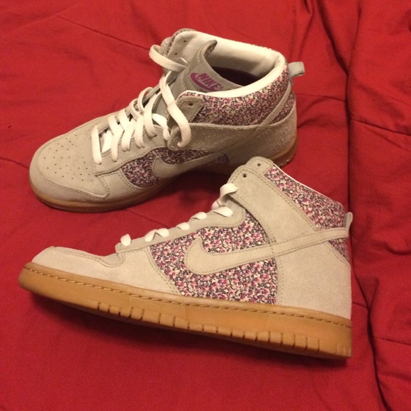 Brand new Nike sneakers