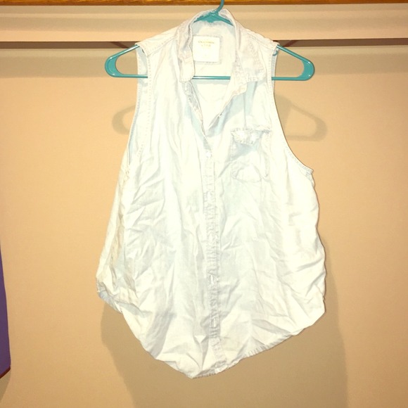 Abercrombie Light Wash Denim Sleevless Shirt