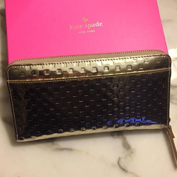 Kate Spade gold wallet - Picture 3 of 3