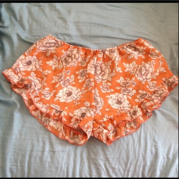 BRANDY MELVILLE Orange Floral Shorts